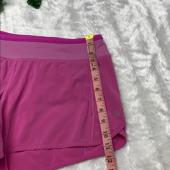 Lululemon athletica shorts size 8 - Picture 5 of 7